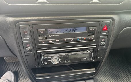 Volkswagen Passat B5+ рестайлинг, 2001 год, 250 000 рублей, 17 фотография