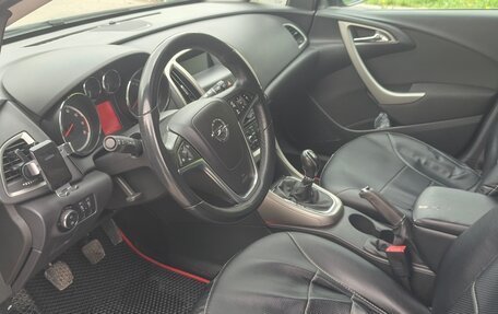 Opel Astra J, 2011 год, 630 000 рублей, 11 фотография