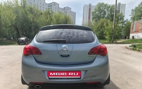 Opel Astra J, 2011 год, 630 000 рублей, 4 фотография