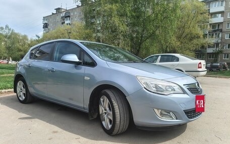 Opel Astra J, 2011 год, 630 000 рублей, 7 фотография