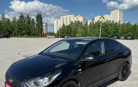Hyundai Solaris II рестайлинг, 2019 год, 1 600 000 рублей, 1 фотография