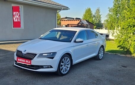 Skoda Superb III рестайлинг, 2018 год, 2 050 000 рублей, 1 фотография