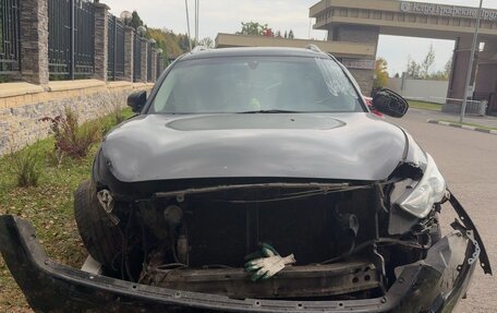 Infiniti FX II, 2009 год, 600 000 рублей, 1 фотография