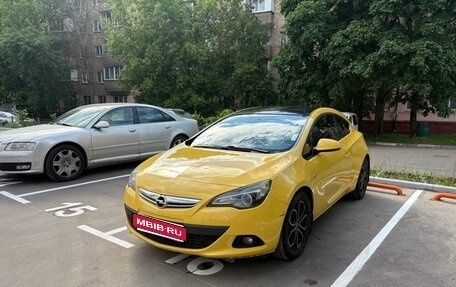 Opel Astra J, 2013 год, 630 000 рублей, 1 фотография