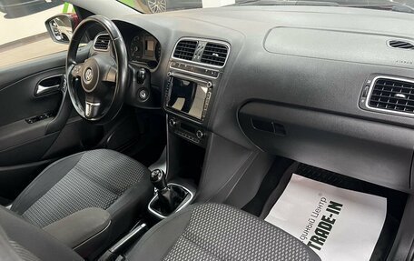 Volkswagen Polo VI (EU Market), 2013 год, 945 000 рублей, 11 фотография