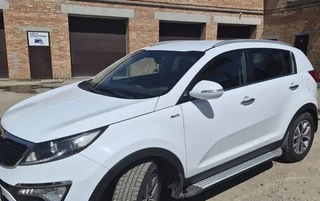 KIA Sportage III, 2015 год, 1 560 000 рублей, 2 фотография