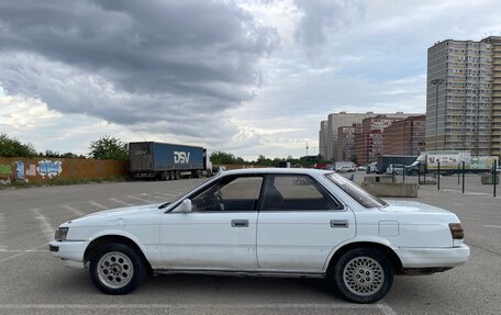 Toyota Vista, 1988 год, 130 000 рублей, 4 фотография