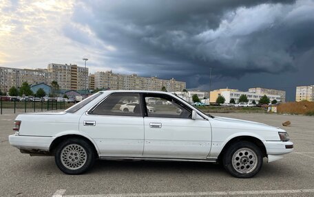 Toyota Vista, 1988 год, 130 000 рублей, 3 фотография
