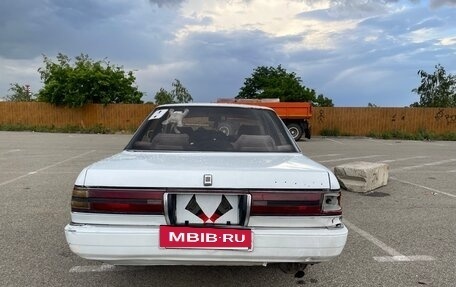 Toyota Vista, 1988 год, 130 000 рублей, 5 фотография
