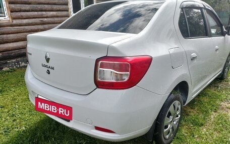 Renault Logan II, 2014 год, 675 000 рублей, 2 фотография