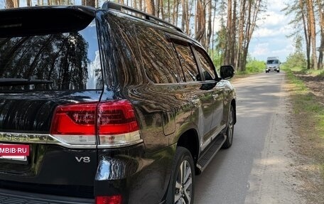 Toyota Land Cruiser 200, 2016 год, 5 900 000 рублей, 6 фотография