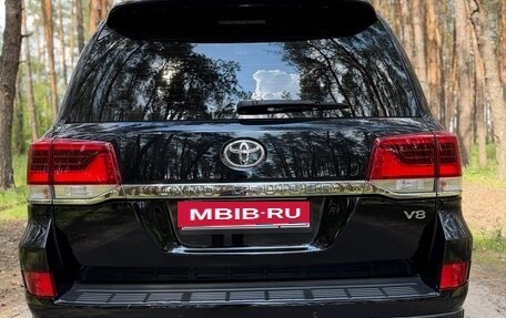 Toyota Land Cruiser 200, 2016 год, 5 900 000 рублей, 5 фотография