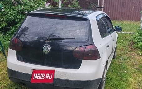 Volkswagen Golf V, 2004 год, 450 000 рублей, 4 фотография