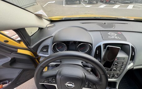 Opel Astra J, 2013 год, 630 000 рублей, 13 фотография