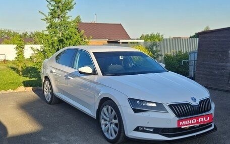 Skoda Superb III рестайлинг, 2018 год, 2 050 000 рублей, 4 фотография