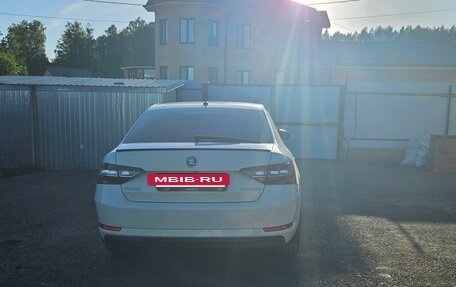 Skoda Superb III рестайлинг, 2018 год, 2 050 000 рублей, 5 фотография