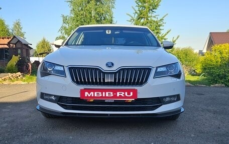 Skoda Superb III рестайлинг, 2018 год, 2 050 000 рублей, 3 фотография