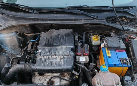 Fiat Punto III Punto Evo рестайлинг, 2007 год, 100 000 рублей, 21 фотография
