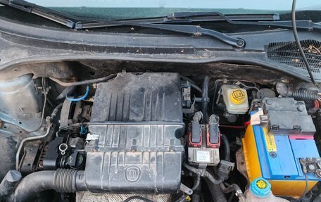 Fiat Punto III Punto Evo рестайлинг, 2007 год, 100 000 рублей, 20 фотография