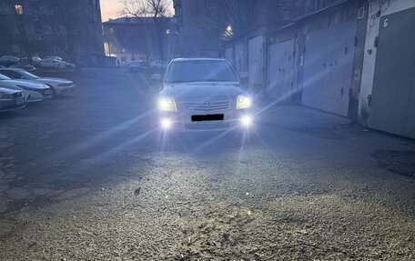 Toyota Avensis III рестайлинг, 2006 год, 650 000 рублей, 8 фотография