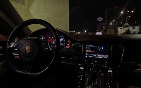Porsche Panamera II рестайлинг, 2013 год, 3 390 000 рублей, 7 фотография