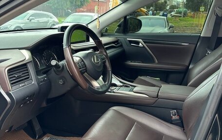Lexus RX IV рестайлинг, 2019 год, 4 600 000 рублей, 10 фотография