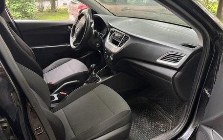 Hyundai Solaris II рестайлинг, 2019 год, 760 000 рублей, 6 фотография