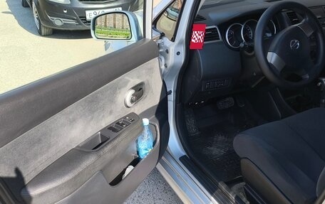 Nissan Tiida, 2012 год, 900 000 рублей, 10 фотография