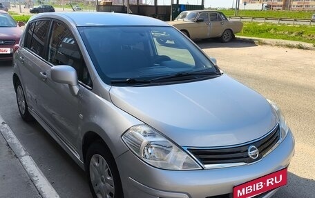 Nissan Tiida, 2012 год, 900 000 рублей, 4 фотография