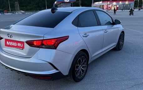 Hyundai Solaris II рестайлинг, 2021 год, 1 320 000 рублей, 4 фотография