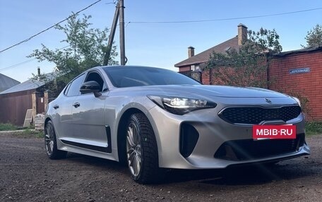 KIA Stinger I, 2018 год, 2 300 000 рублей, 20 фотография