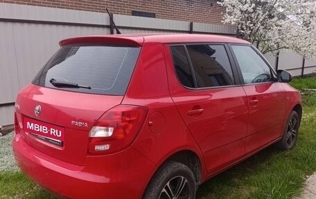 Skoda Fabia II, 2014 год, 550 000 рублей, 3 фотография