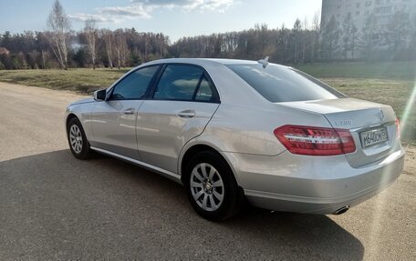 Mercedes-Benz E-Класс, 2010 год, 1 850 000 рублей, 6 фотография