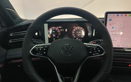 Volkswagen Tiguan, 2026 год, 4 569 000 рублей, 10 фотография
