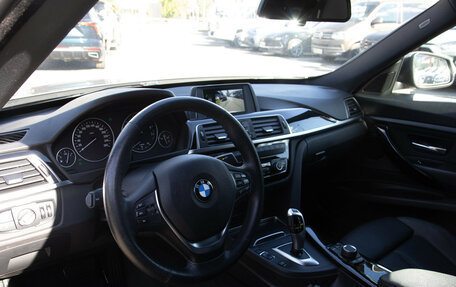 BMW 3 серия, 2018 год, 2 618 000 рублей, 10 фотография