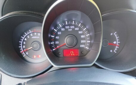 KIA Rio III рестайлинг, 2012 год, 700 000 рублей, 4 фотография