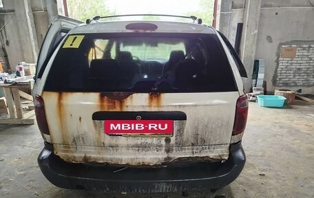 Chrysler Voyager IV, 2002 год, 189 000 рублей, 5 фотография