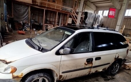 Chrysler Voyager IV, 2002 год, 189 000 рублей, 2 фотография