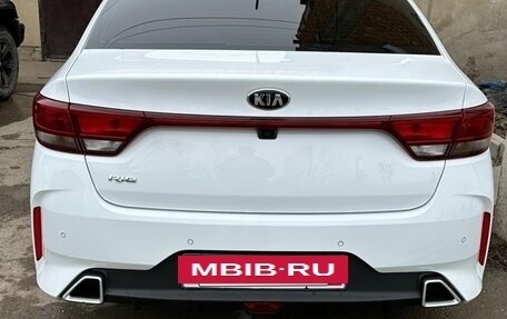 KIA Rio IV, 2021 год, 1 800 000 рублей, 2 фотография