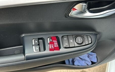 KIA Rio IV, 2021 год, 1 800 000 рублей, 6 фотография