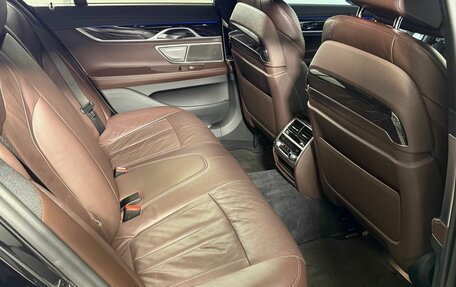 BMW 7 серия, 2019 год, 5 399 000 рублей, 13 фотография