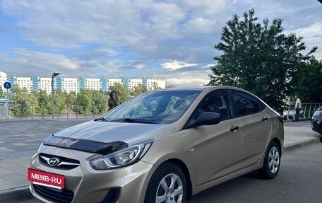 Hyundai Solaris II рестайлинг, 2014 год, 750 000 рублей, 5 фотография