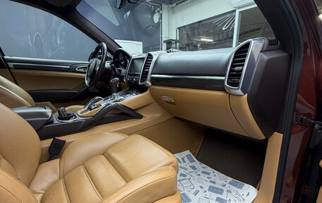 Porsche Cayenne III, 2012 год, 1 750 000 рублей, 10 фотография