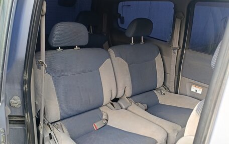 Nissan Serena II, 2000 год, 400 000 рублей, 5 фотография