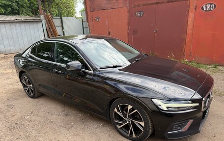 Volvo S60 III, 2019 год, 3 100 000 рублей, 2 фотография
