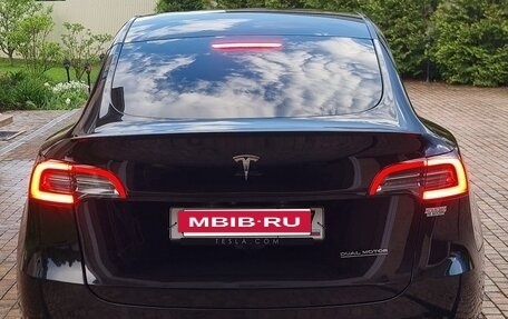 Tesla Model Y I, 2020 год, 4 000 000 рублей, 8 фотография