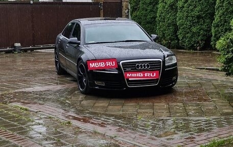 Audi A8, 2006 год, 1 050 000 рублей, 2 фотография