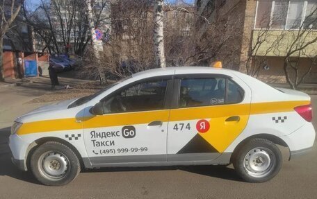 Renault Logan II, 2019 год, 400 000 рублей, 2 фотография