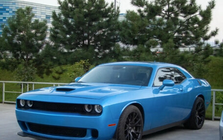 Dodge Challenger III рестайлинг 2, 2019 год, 5 500 000 рублей, 1 фотография