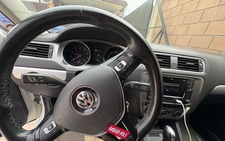 Volkswagen Jetta VI, 2017 год, 1 500 000 рублей, 4 фотография